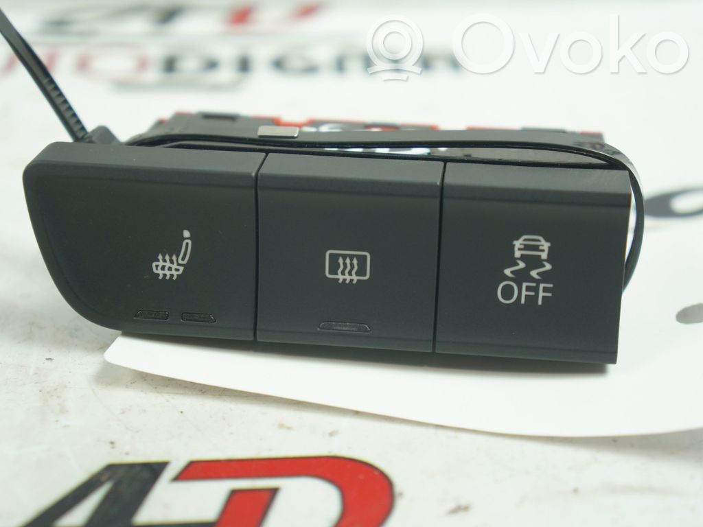 Audi A1 Seat heating switch 