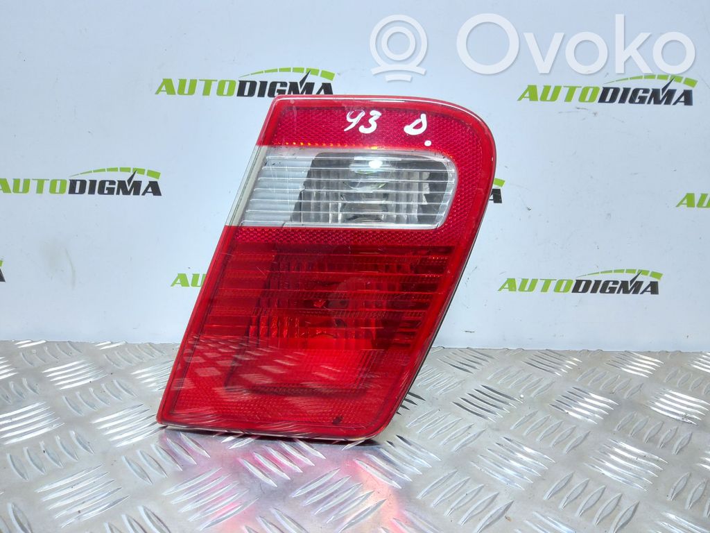 Tailgate rear/tail lights   SAEF2R01,2548R