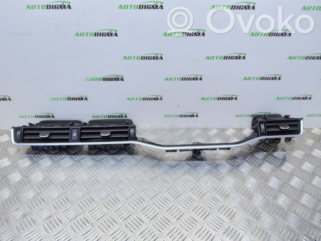 Land Rover Evoque II Panel trim 