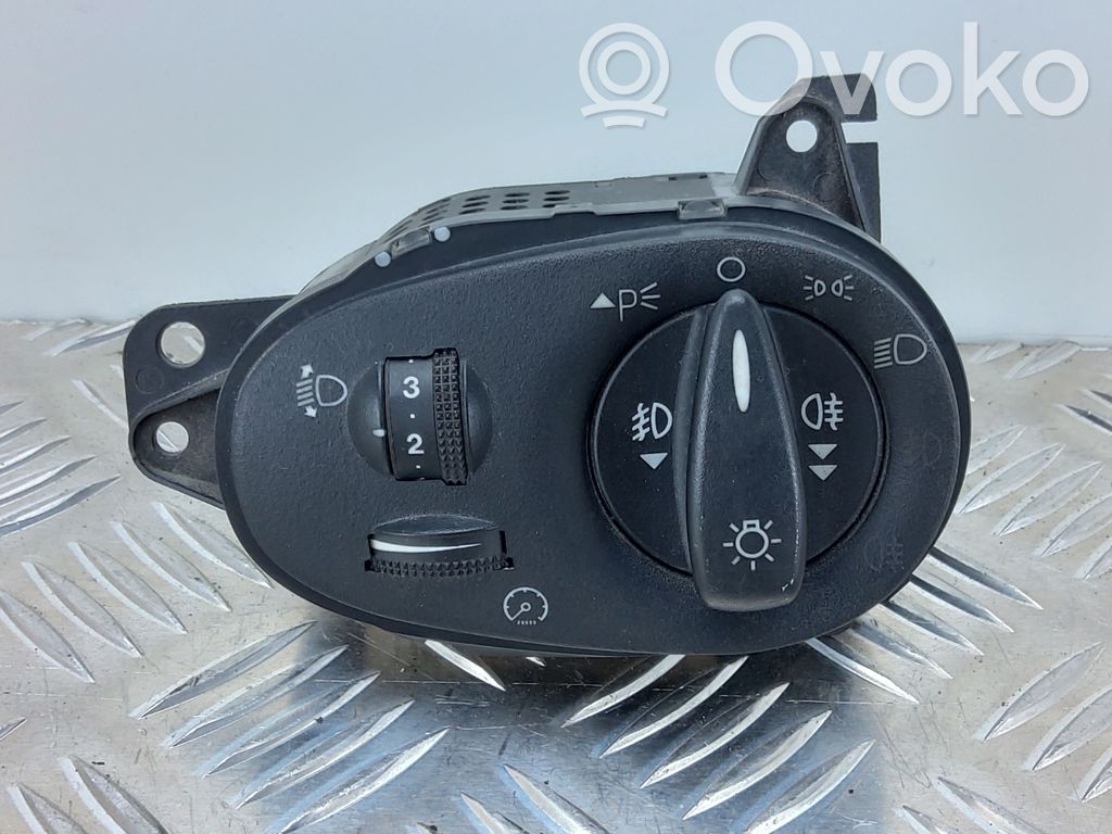 Ford Focus Light switch 