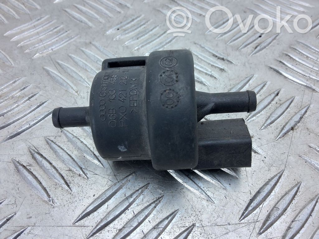 Audi A6 S6 C5 4B Válvula de vacío 