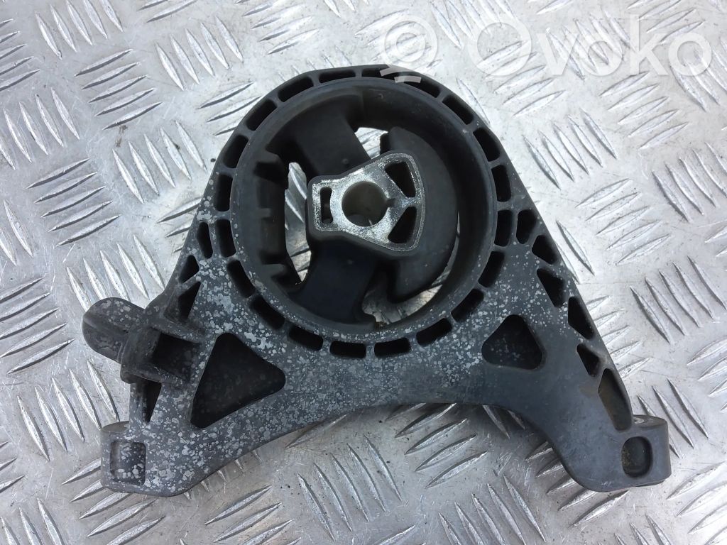 Opel Zafira C Engine mount bracket 