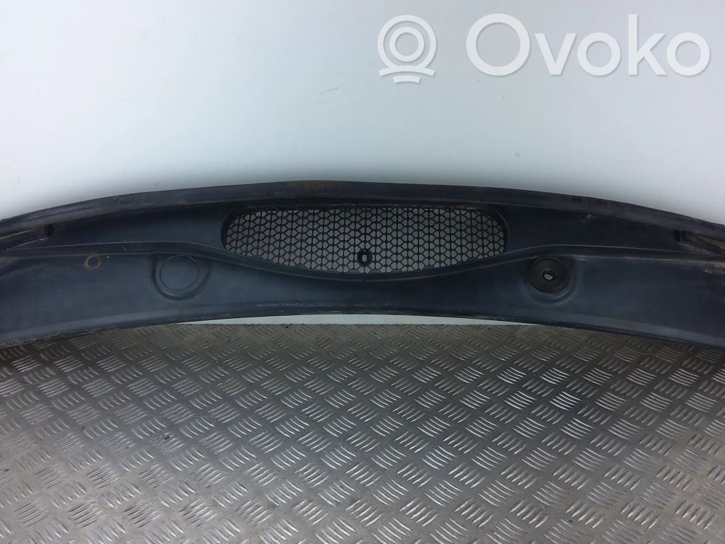 Citroen Berlingo Wiper trim 