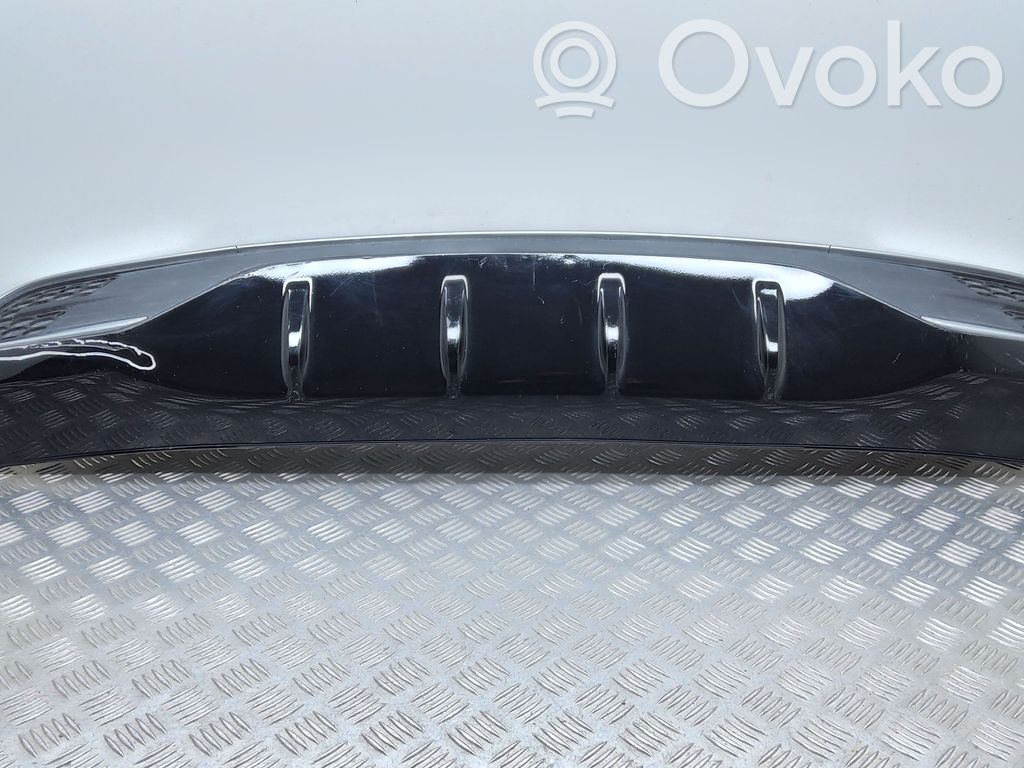 KIA Xceed Moldura inferior del parachoques trasero 