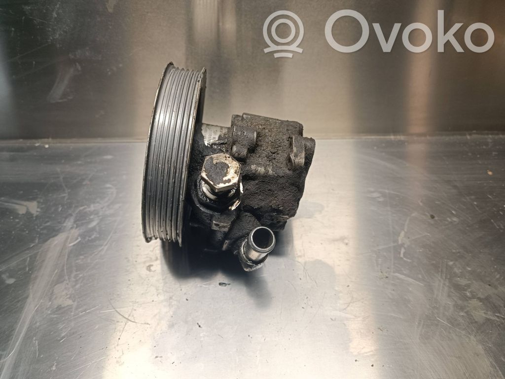 Ohjaustehostimen pumppu   7691955