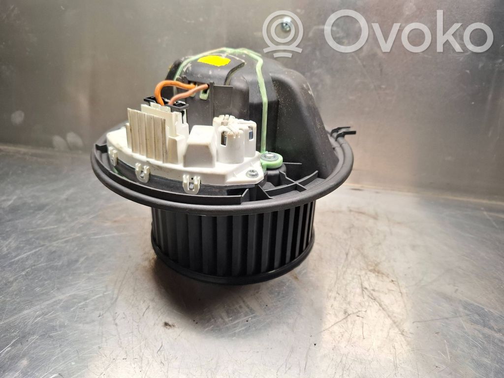 Mazā radiatora ventilators   982428F,992849GV