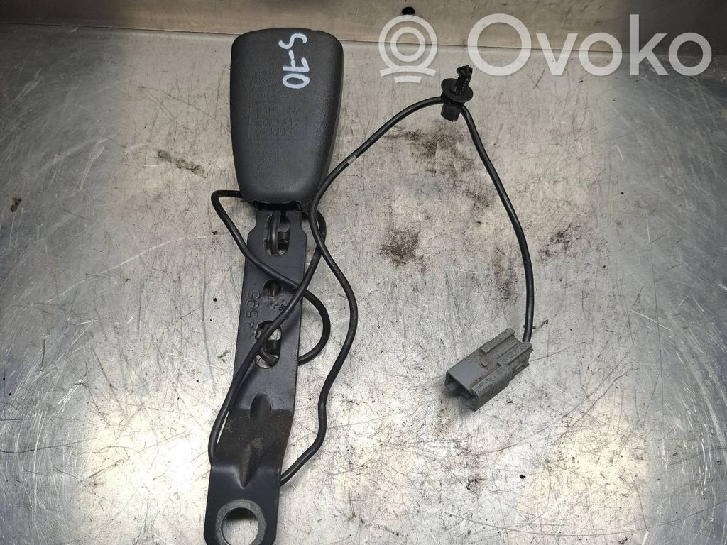 Volvo S70  V70  V70 XC Klamra przedniego pasa bezpieczeństwa 
