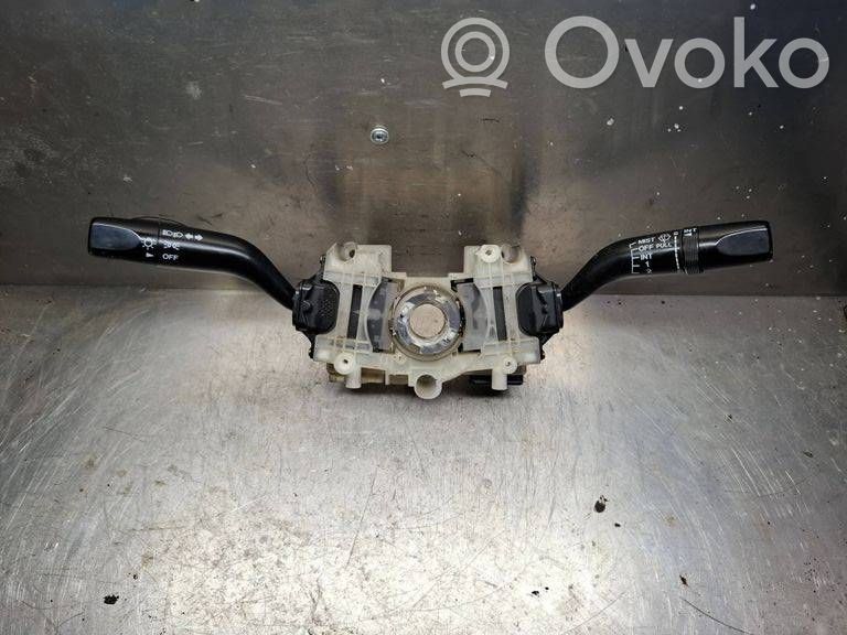 Mazda 626 Interruptor/palanca de limpiador de luz de giro 
