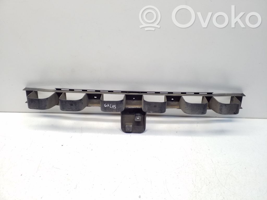 Rear bumper mounting bracket   8V4117B861AB