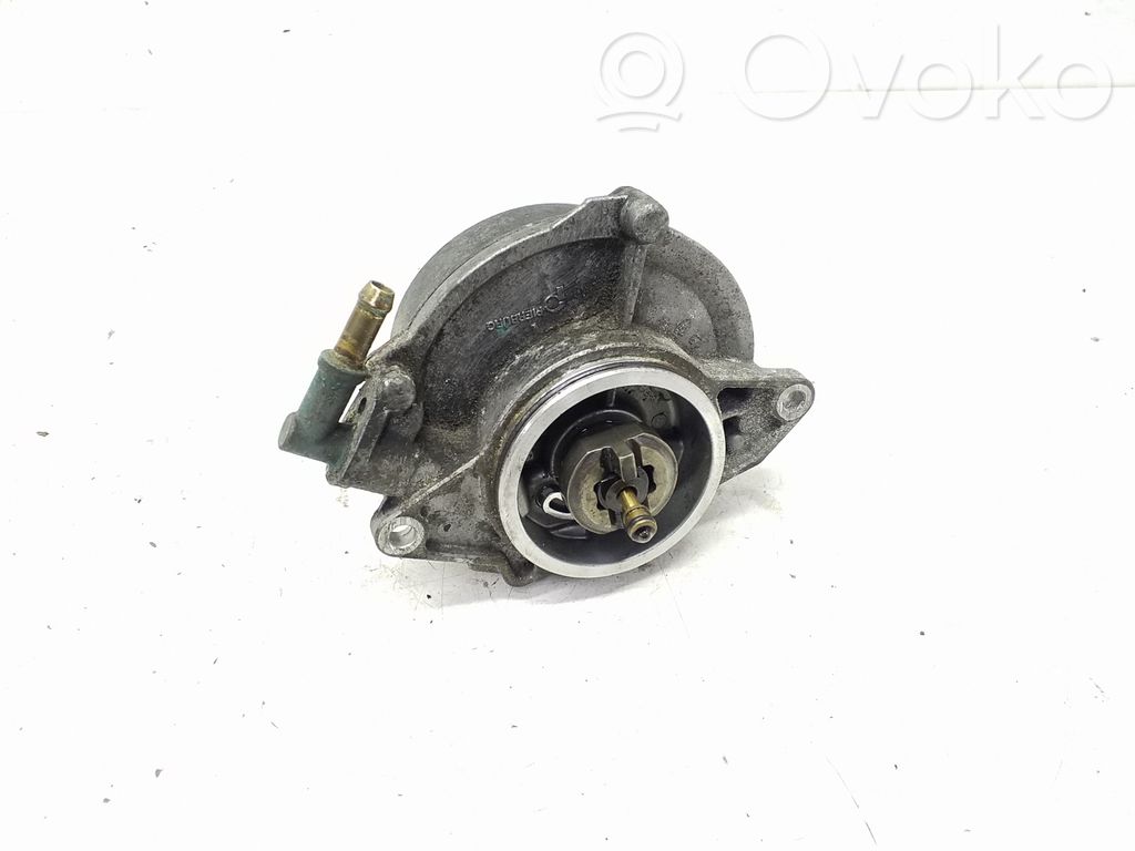 Audi A4 S4 B8 8K Vacuum pump 