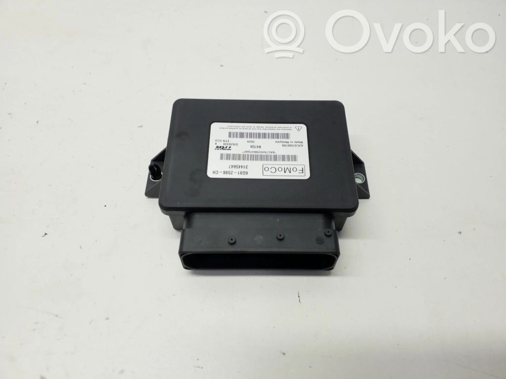 Volvo XC60 Hand brake control module 
