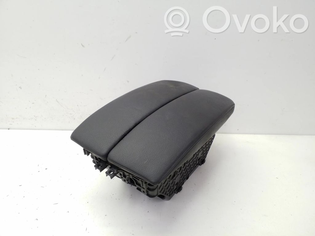 BMW X5M E70 Armrest 