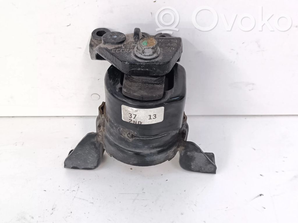 Engine mount bracket   DG936F012AC