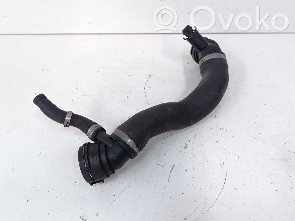 BMW X5M E70 Engine coolant pipe/hose 