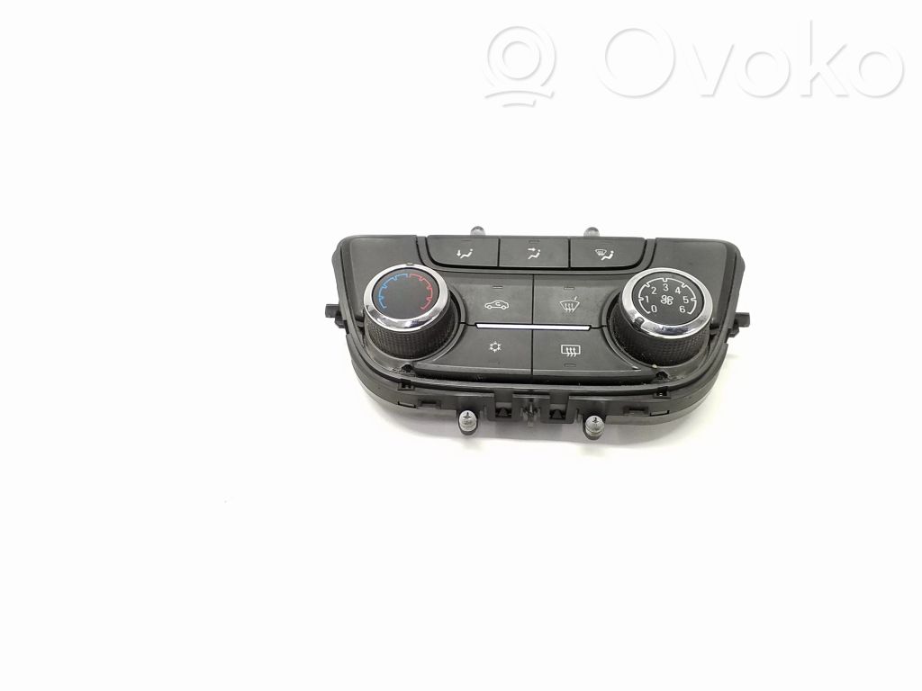 Buick Encore I Climate control unit 
