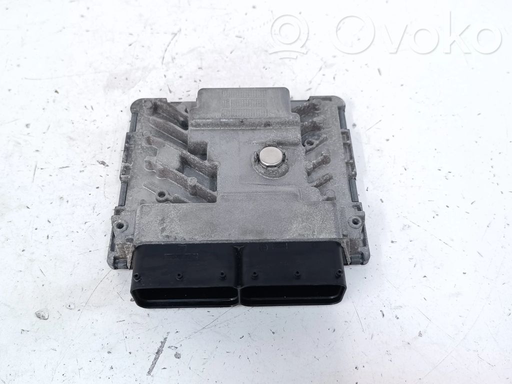 Volkswagen Jetta VI Engine control unit/module 