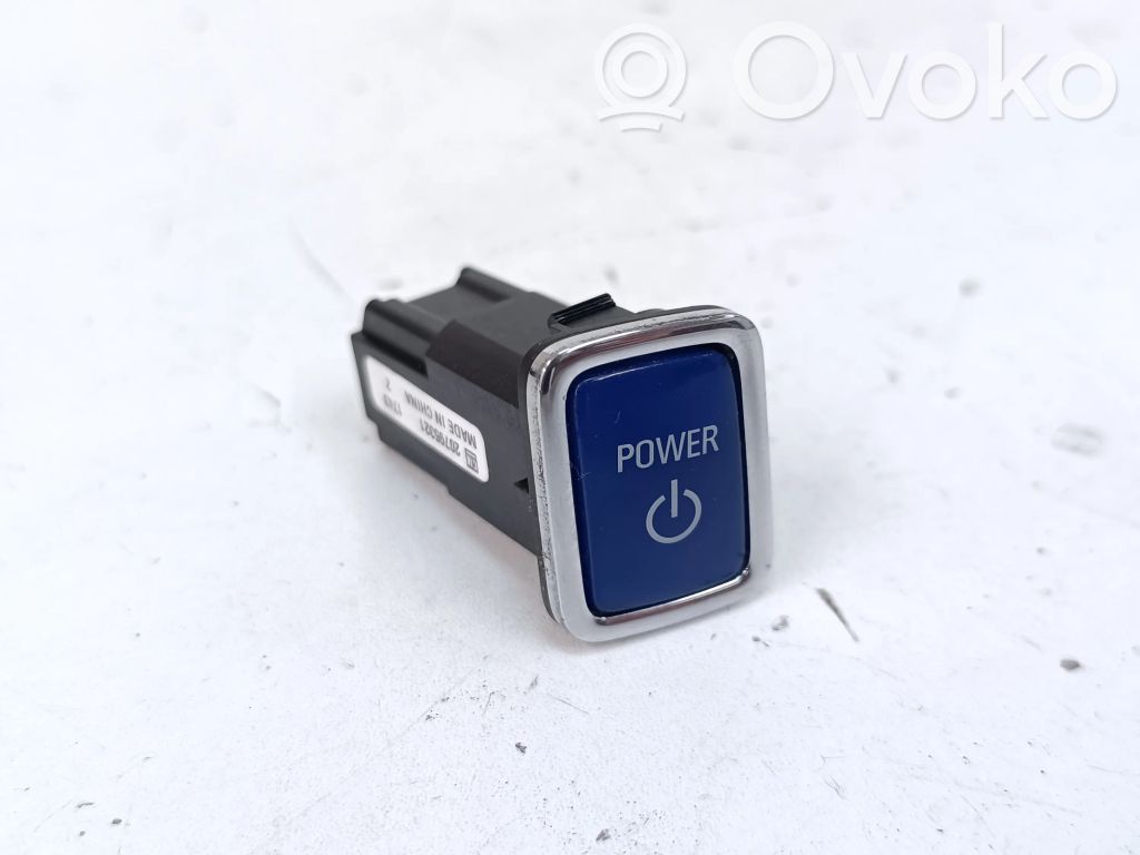 Chevrolet Volt I Engine start stop button switch 