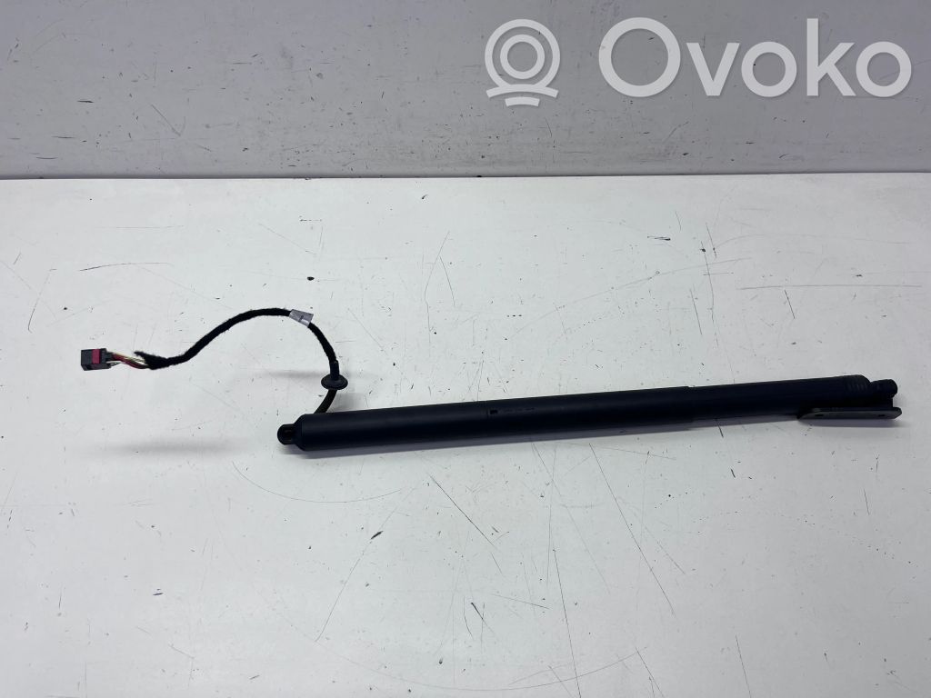 Porsche Macan (95B) Tailgate/trunk strut/damper 
