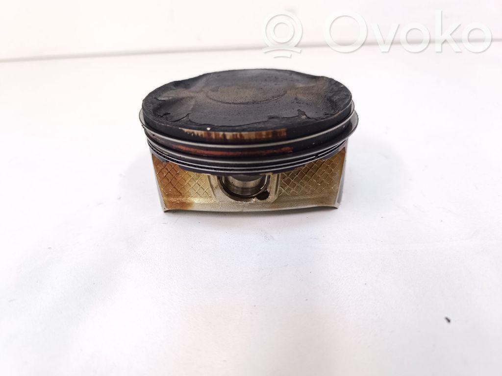 Dodge Challenger Piston 