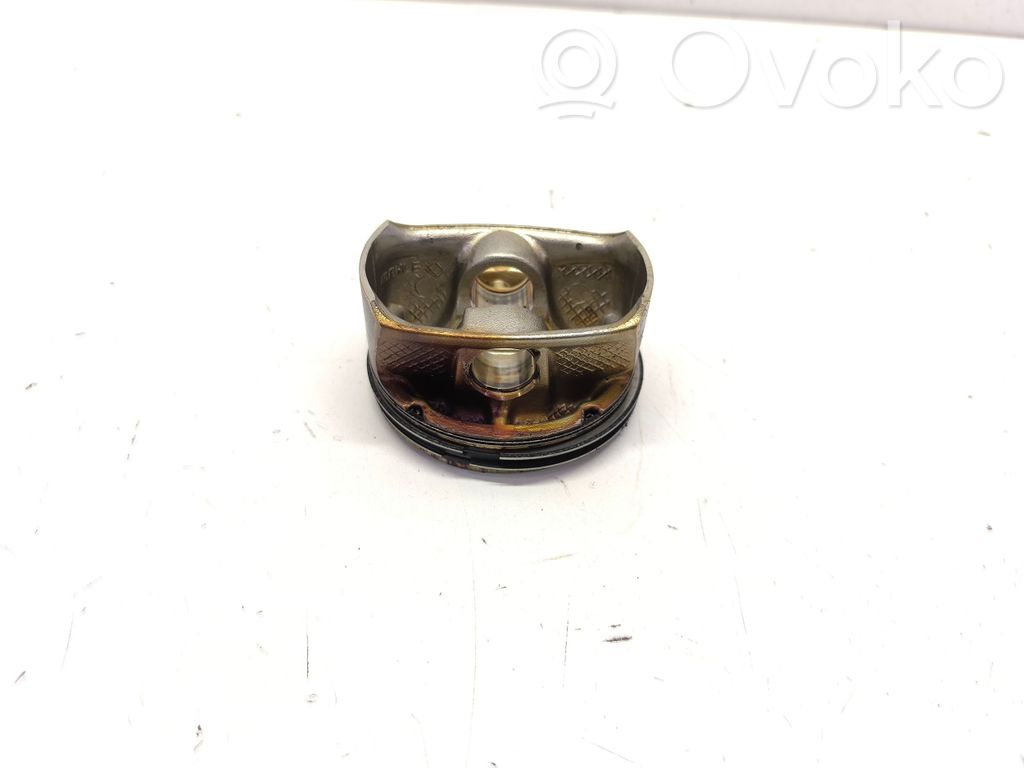 Dodge Challenger Piston 