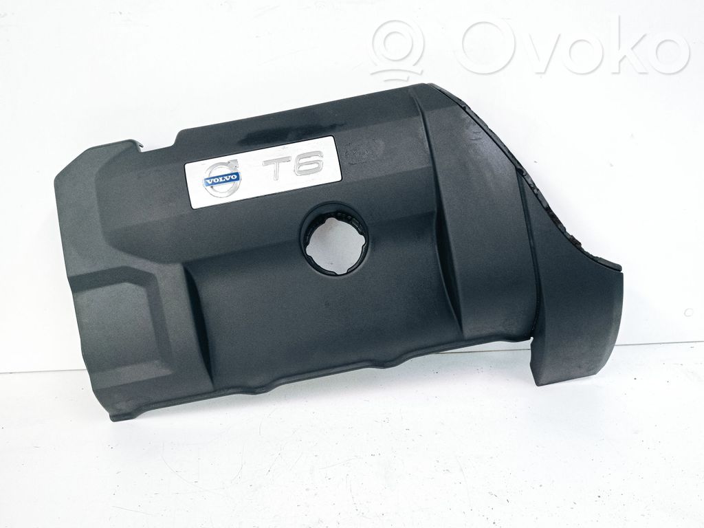 Volvo XC70 Engine cover (trim) 