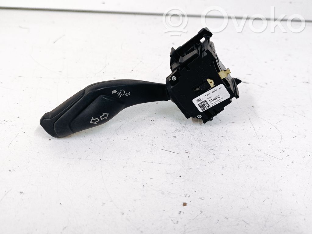 Ford Focus Pagrieziena signālu / lukturu sviria 