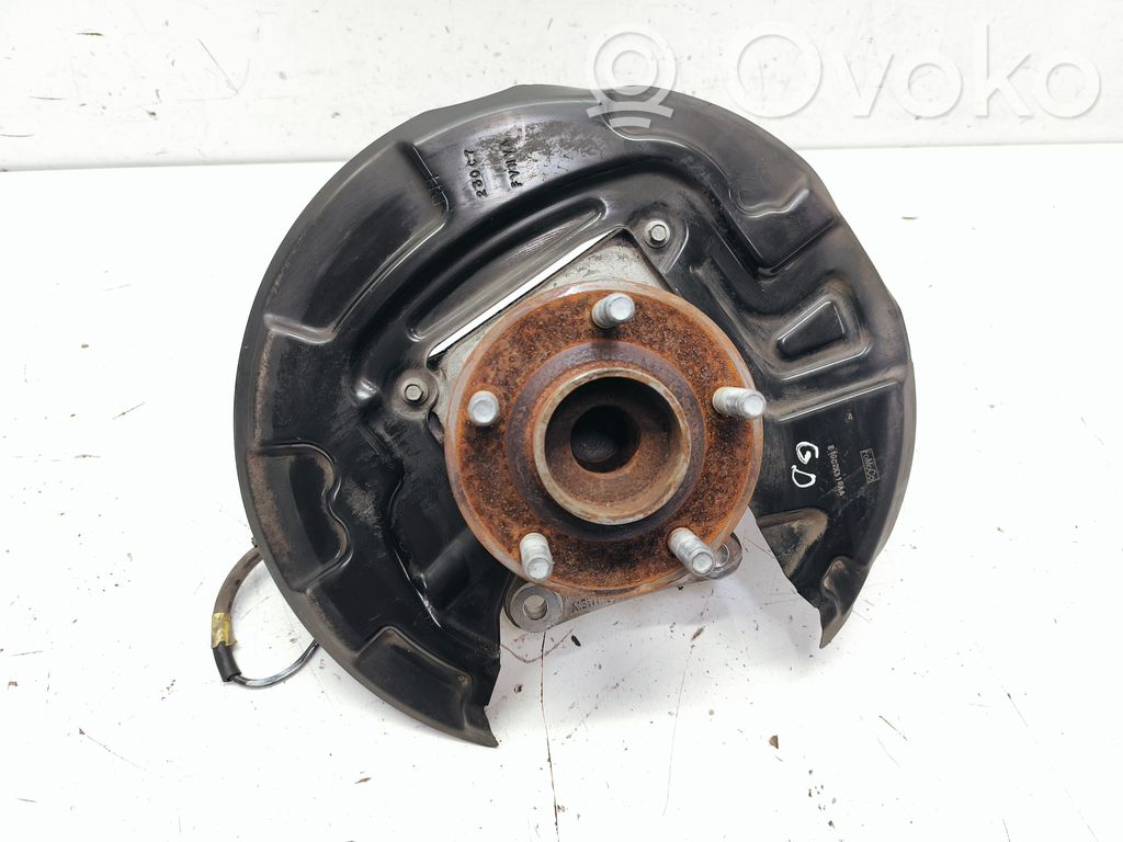 Ford Fusion II Cubo de rueda trasera 