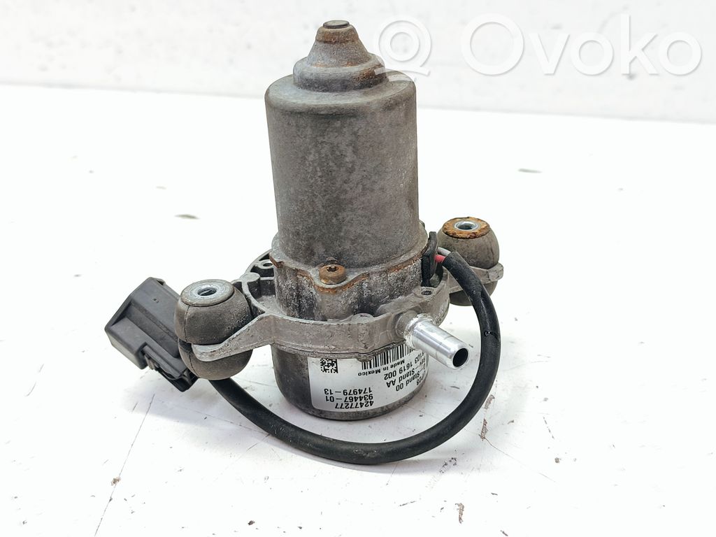 Vacuum pump   93411601AA