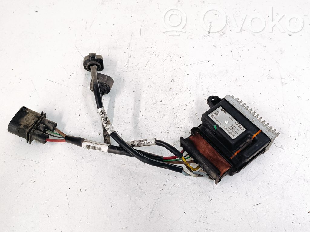 Audi Q5 SQ5 8R Coolant fan relay 