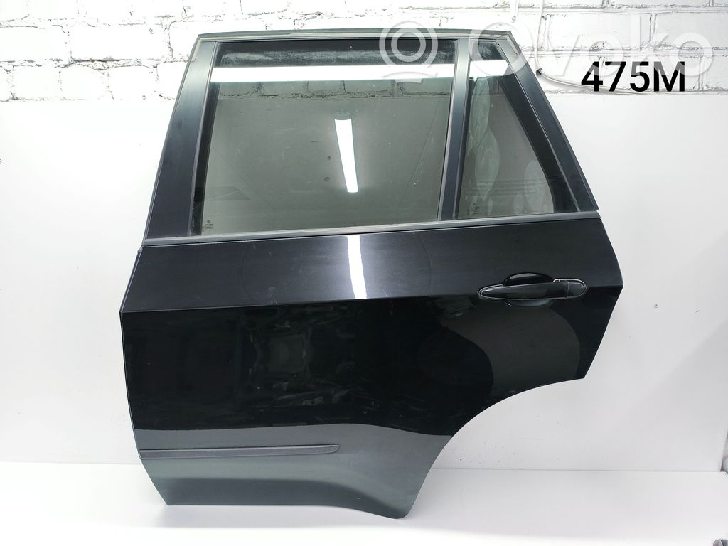 Rear door