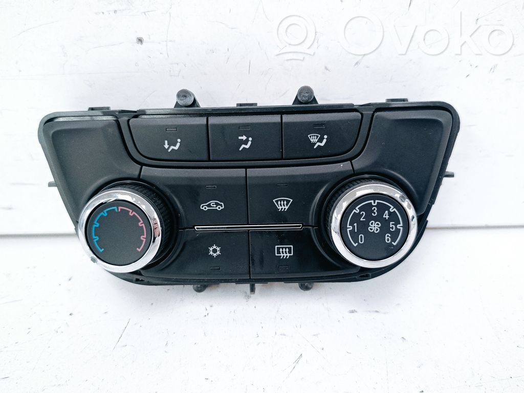 Buick Encore I Climate control unit 