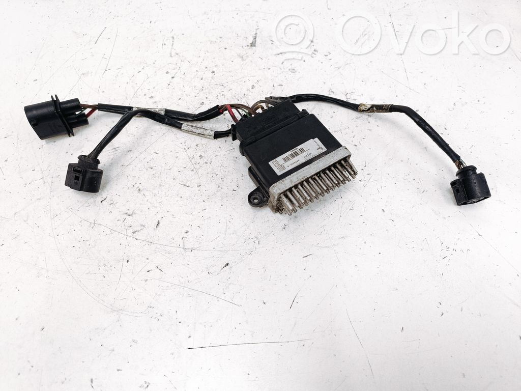 Audi Q5 SQ5 8R Coolant fan relay 