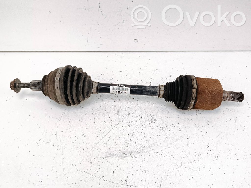 Audi Q3 8U Półoś przednia 