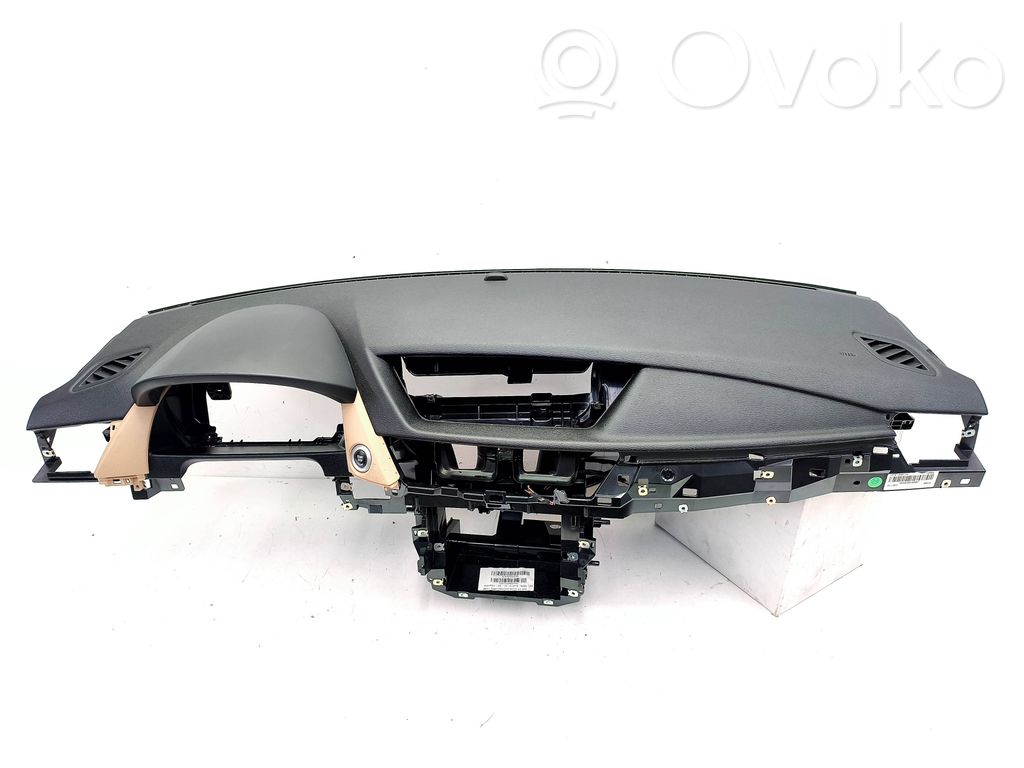 BMW X1 E84 Dashboard 