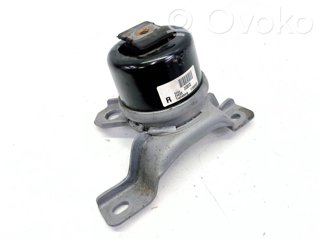 Engine mount bracket   31330135