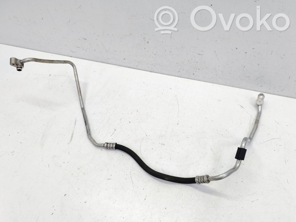 BMW X1 E84 Ilmastointilaitteen putki (A/C) 