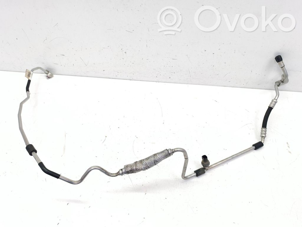 BMW X1 E84 Ilmastointilaitteen putki (A/C) 