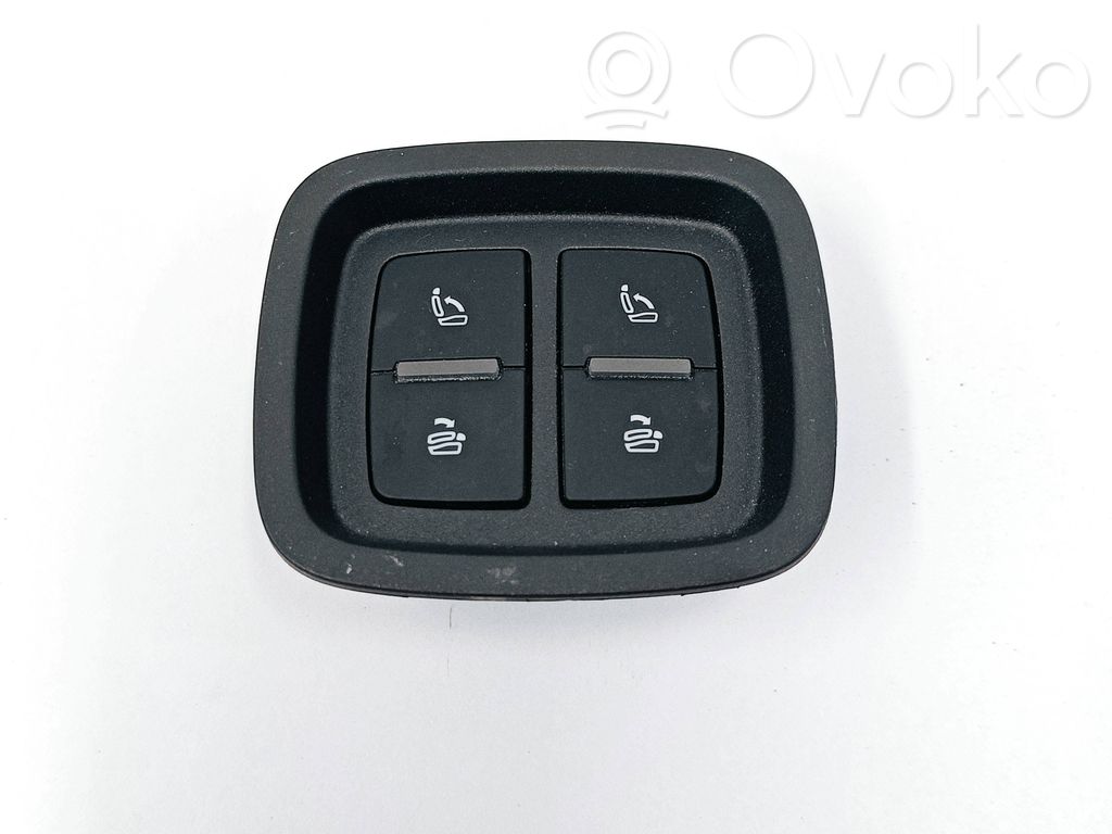Audi Q7 4M Seat control switch 
