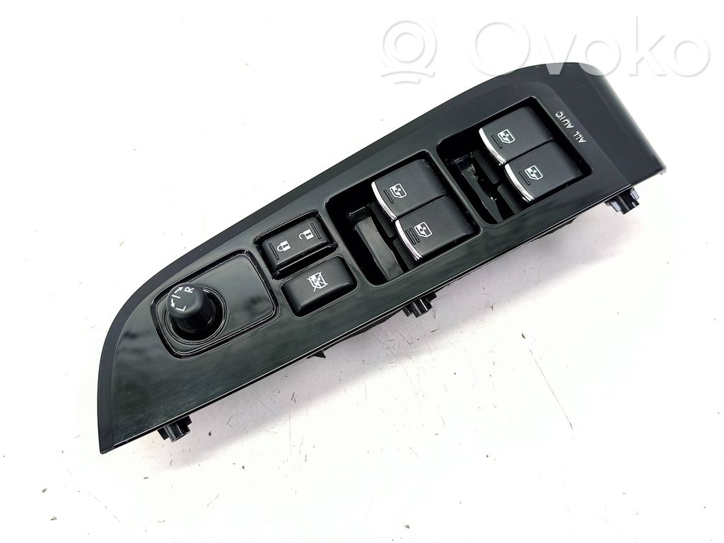 Subaru Outback (BS) Electric window control switch 