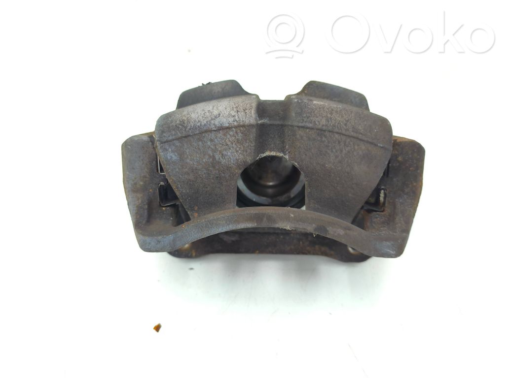 Volvo XC40 Front brake caliper 