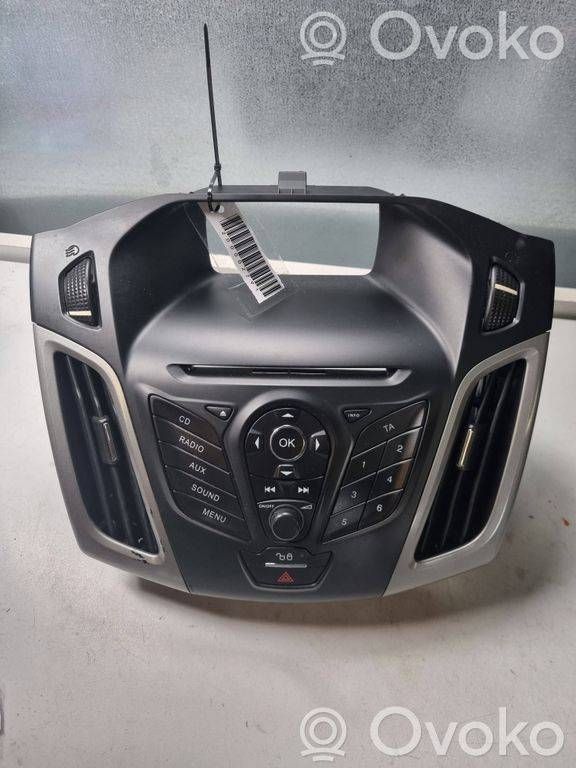 Head unit multimedia control   AM5T18K811AD