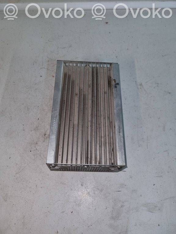 BMW 5 E60 E61 Sound amplifier 