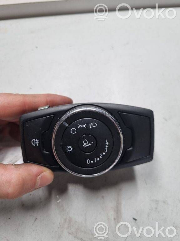 Ford Focus Light switch 