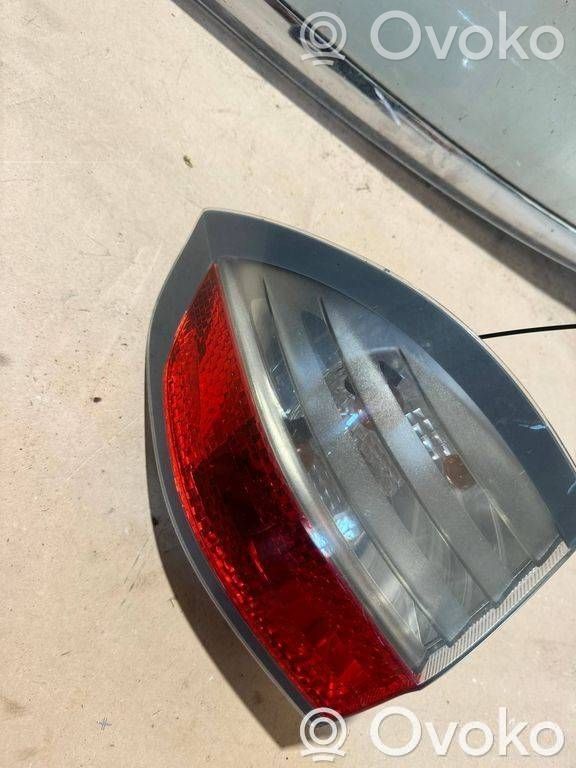 Rear/tail lights   162492