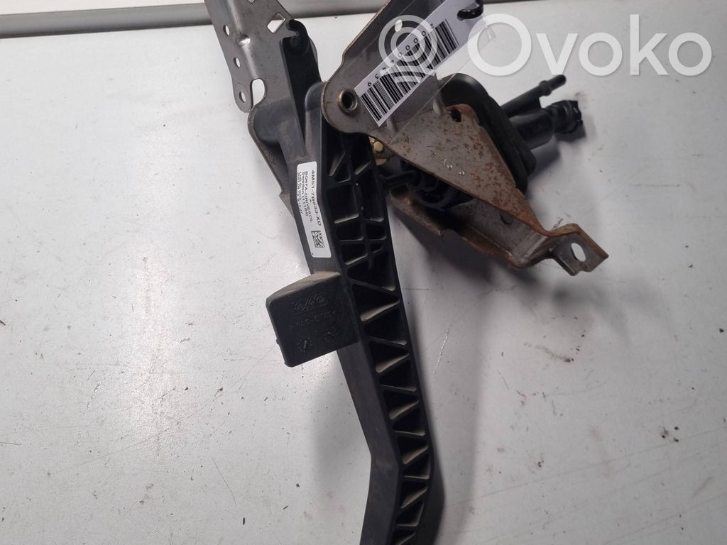 Pedal de embrague   4M517B633XD,11184
