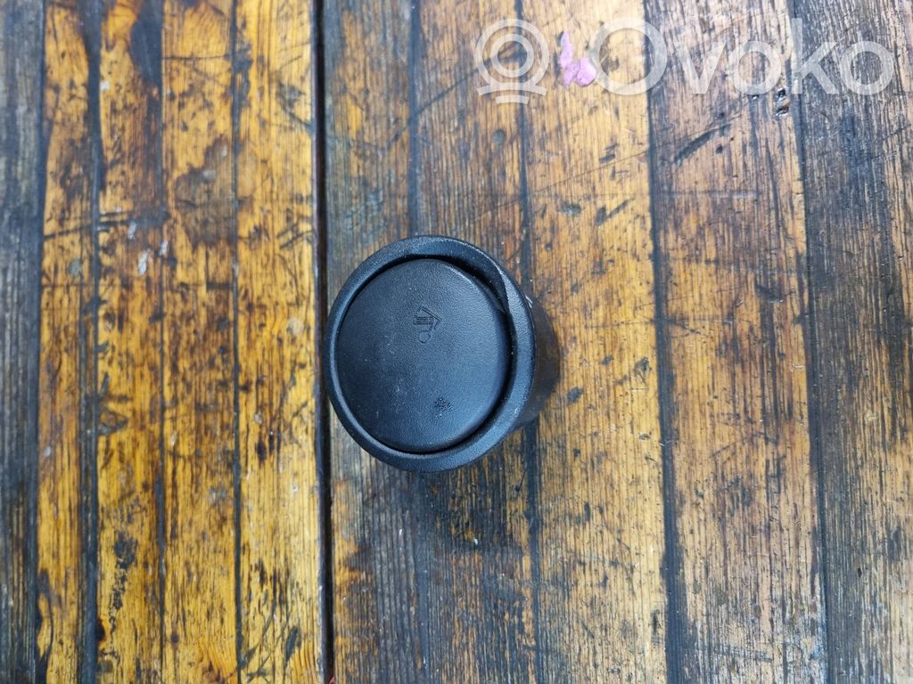 Car ashtray   2M515404788A