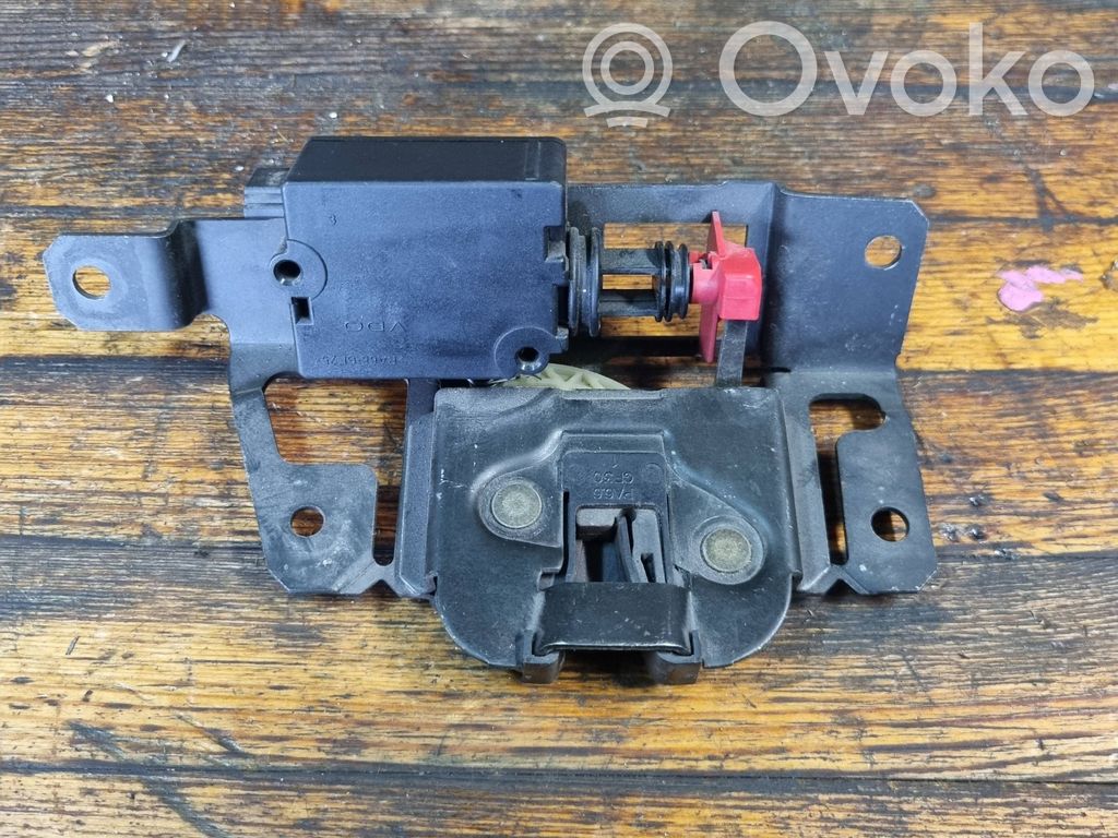 Tailgate/trunk/boot lock/catch/latch   7057364,51247057364,51247111001