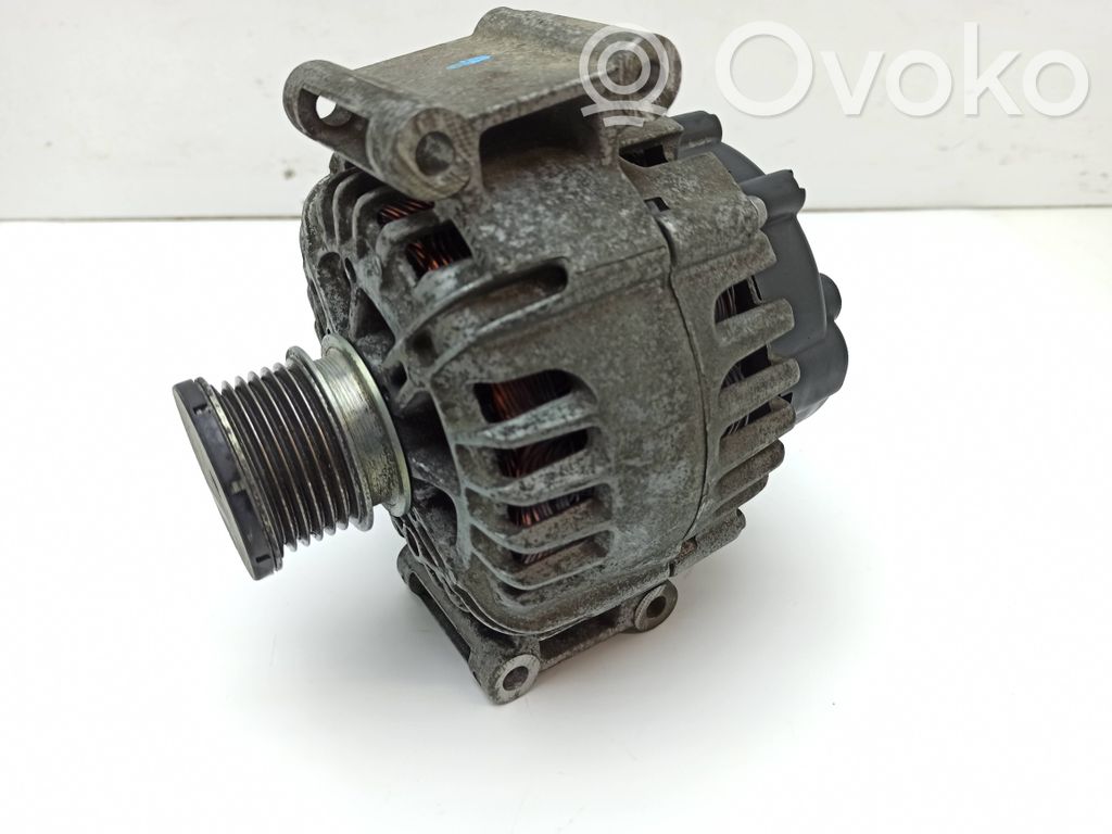 Mercedes-Benz SLK R172 Alternator 