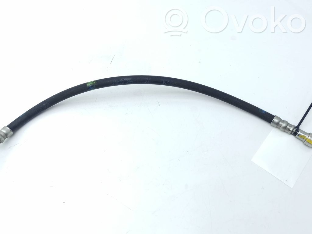 BMW Z4 E85 E86 Fuel line pipe 