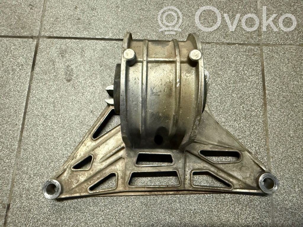 Porsche Boxster 987 Engine mounting bracket 